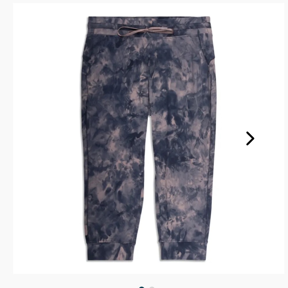 Lululemon Ready to High-Rise Cropped Jogger